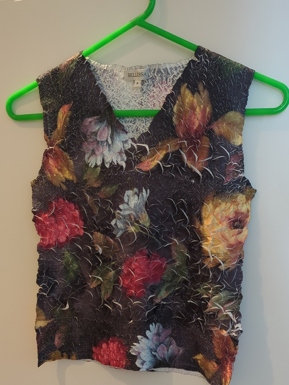 Floral Crinkle V-Neck Sleeveless Top - Black Multi